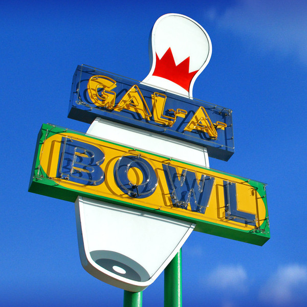 Gal-A-Bowl_72_grande.jpg